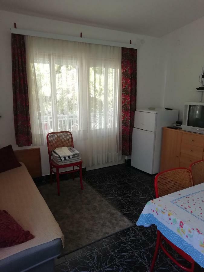 Apartman Mila Dramalj Exteriör bild